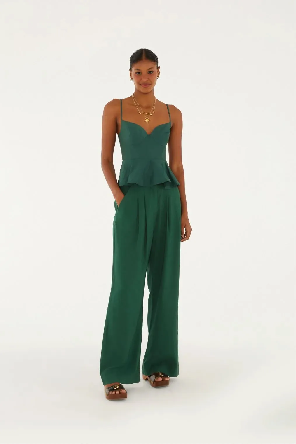 Calça Pregas