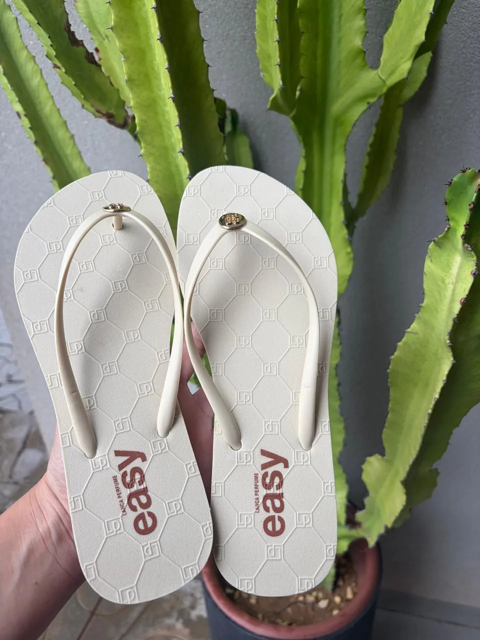 Chinelo Lanca perfume