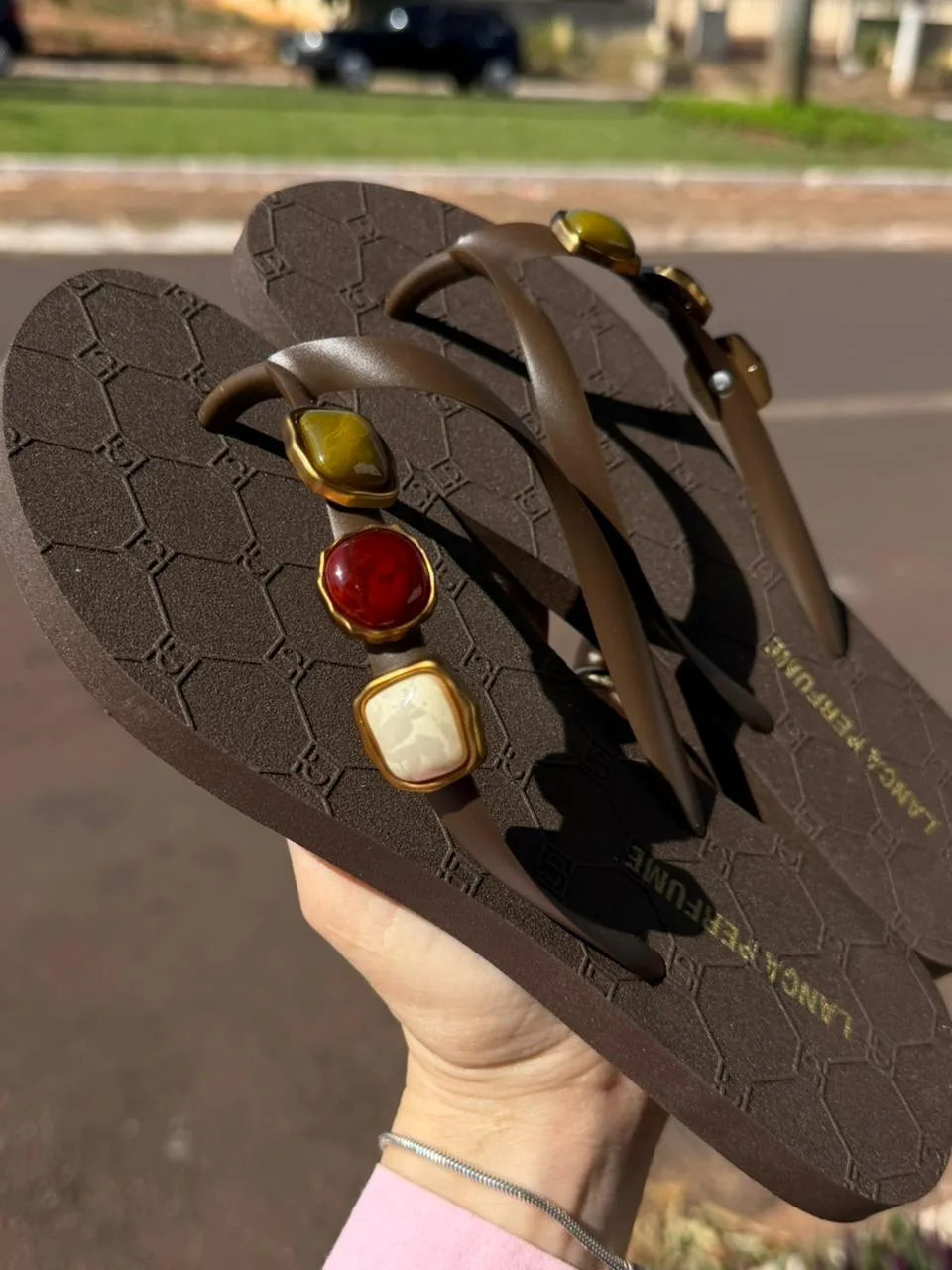 Chinelo Pedras Multicolor Lp